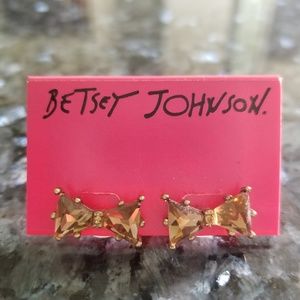 Betsy Johnson Bow earrings